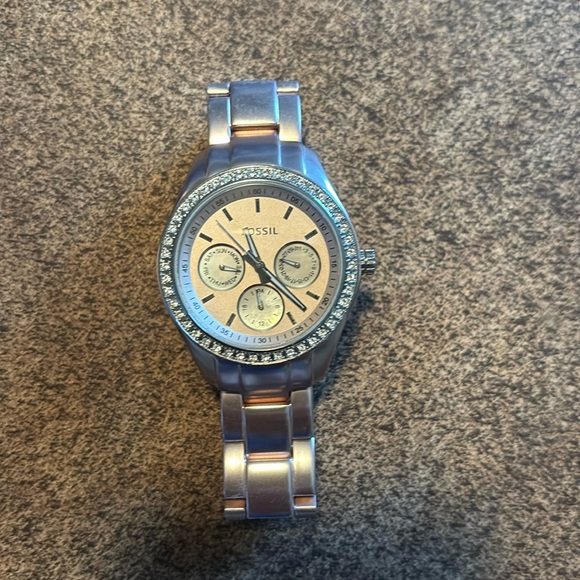 Fossil Other - Women’s Fossil watch